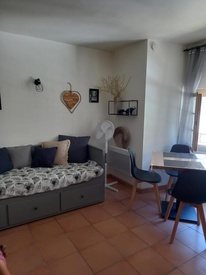 Appartamento Studio cocooning centre historique d Avignone Esterno foto