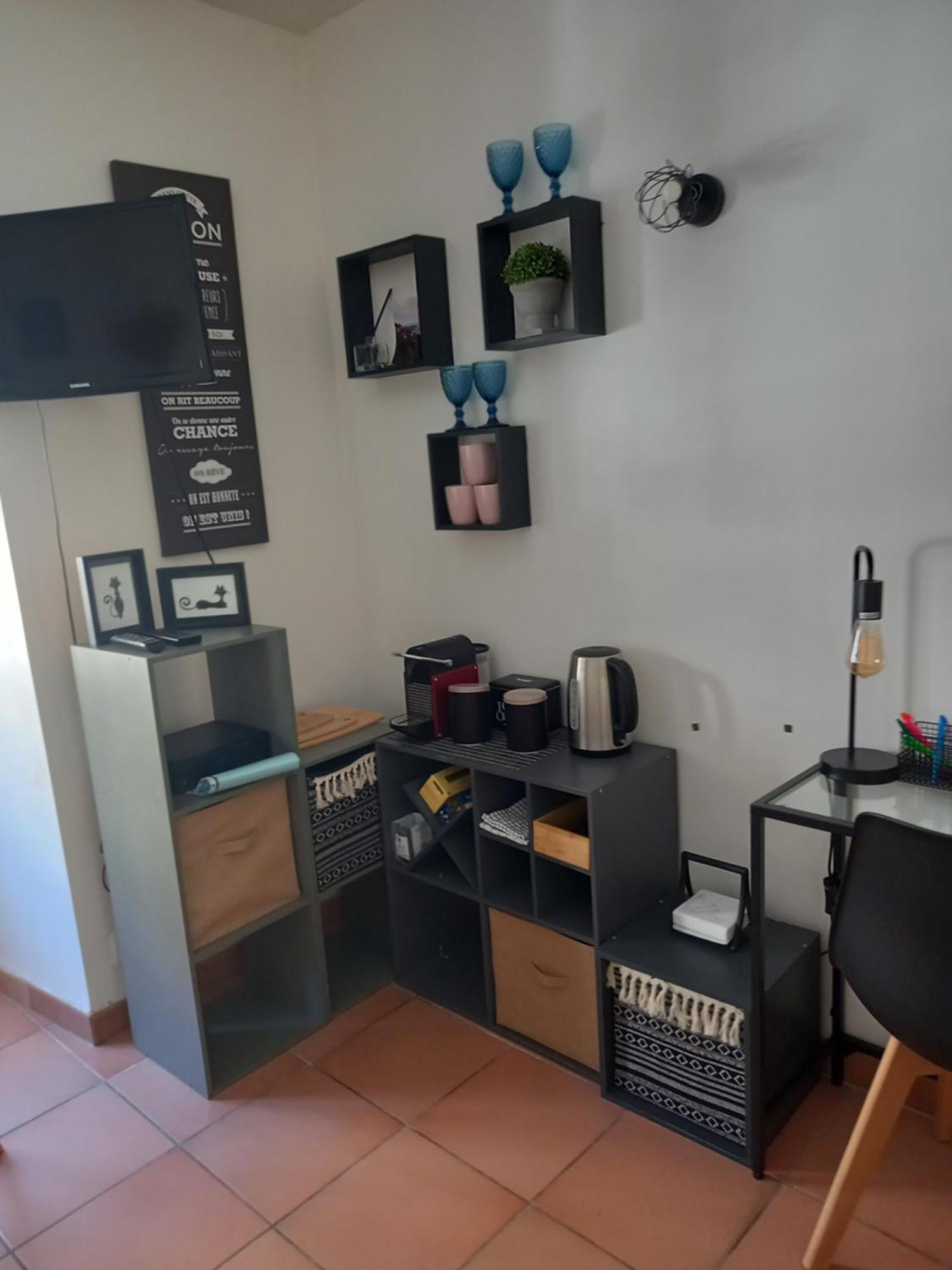 Appartamento Studio cocooning centre historique d Avignone Esterno foto